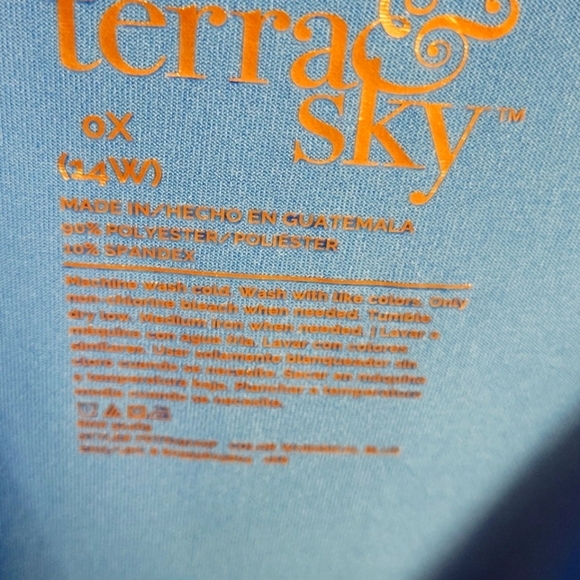 Terra Sky 0X (14W) Blue Adj Strap Tank Top - Picture 3 of 4